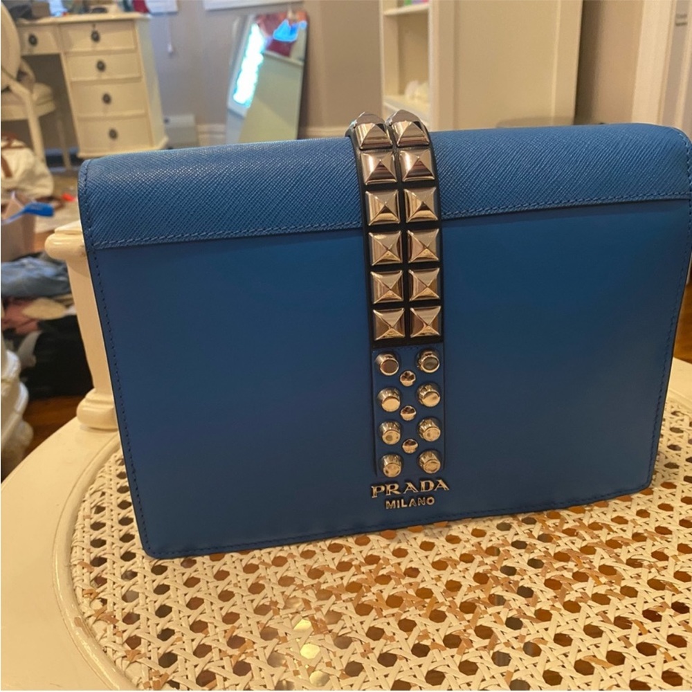Authentic Prada bag - Picture 5 of 8